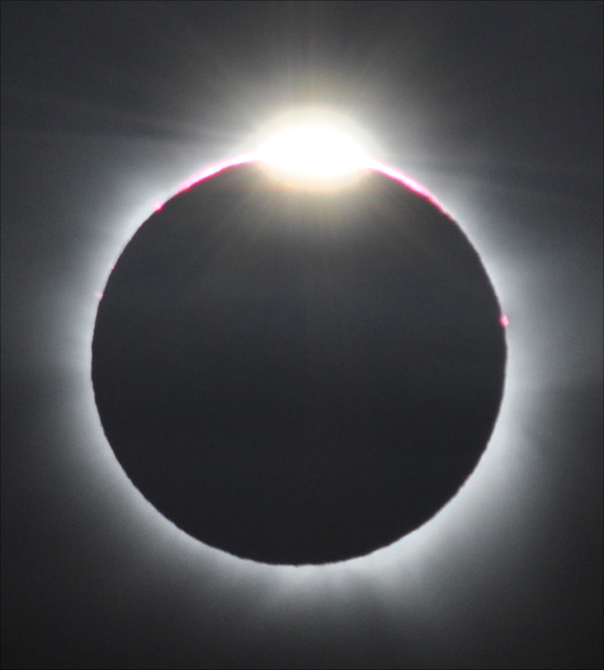 生涯絶対に忘れることがない!!　太陽と月と地球が織りなす神秘現象皆既日食の画像2