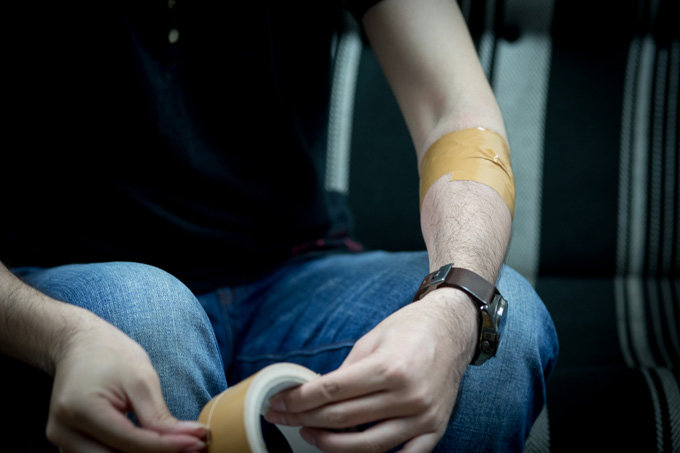 【閲覧注意・インタビュー】世界最大の吸血ヒルを育てた男、ヤバすぎる吸血現場を生披露！ ヒルとの出会いを語り尽くす！の画像11