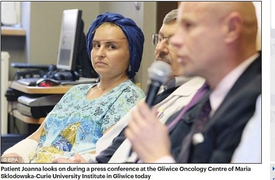 【閲覧注意】顔面ドロドロ女、顔を取り替えて超絶美女に大変身！ 手術映像が壮絶すぎる!!の画像3