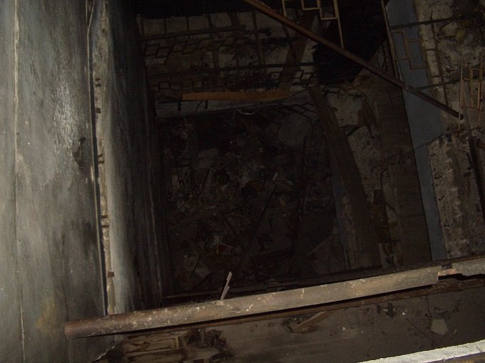 簡単に死ねる！ 心霊スポット・廃墟廃屋の「即死トラップ7」が危険すぎる！ 奈落の底へ落ちることも！の画像9