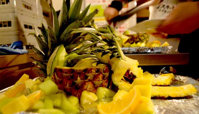 「いきなり！ステーキ」の使い捨て紙エプロンがNYで大流行！ 「売ってほしい」「3ドル払う」ニューヨーカーが懇願する理由とは？の画像16