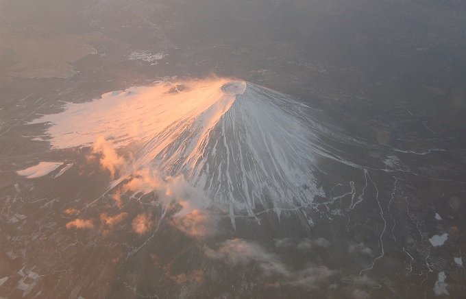 2019年に富士山大噴火と南海トラフ巨大地震が連発か!? 予言者7人が一斉に悪い予感訴える危機！の画像1