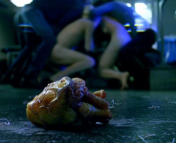 「私、内臓が好きなんです」正体はもしかしてあの有名人!?　超絶美人ゾンビが海外ドラマ『ストレイン』のグロさを語り尽くす!!の画像6