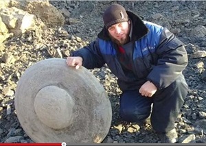 シベリアで古代のUFO？が発掘される！  マンモスの時代よりも古い可能性の画像2