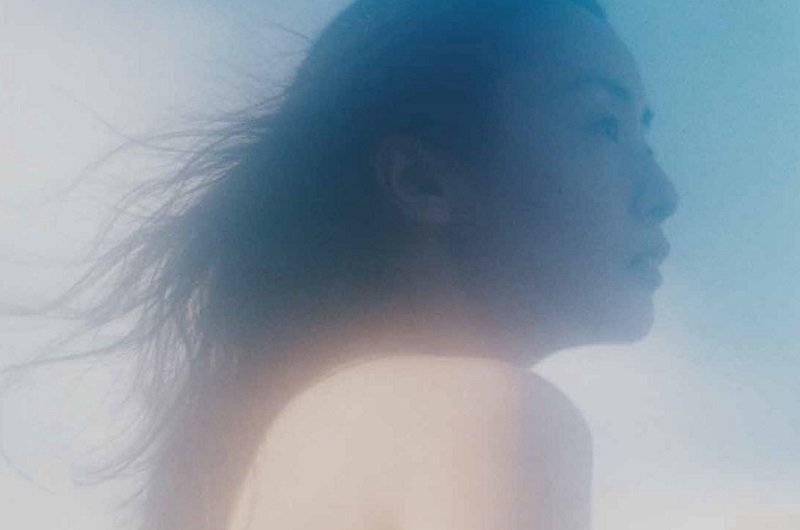 「青」が気になりすぎた写真家が撮った青のすべて ― シュタイナー色彩論にヒントを得た熊谷聖司の写真集が美しすぎる！の画像7