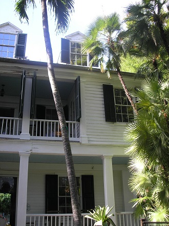 少女の命が宿る「世界一呪われた人形」が自ら失踪！ 不気味な写真も…！の画像1