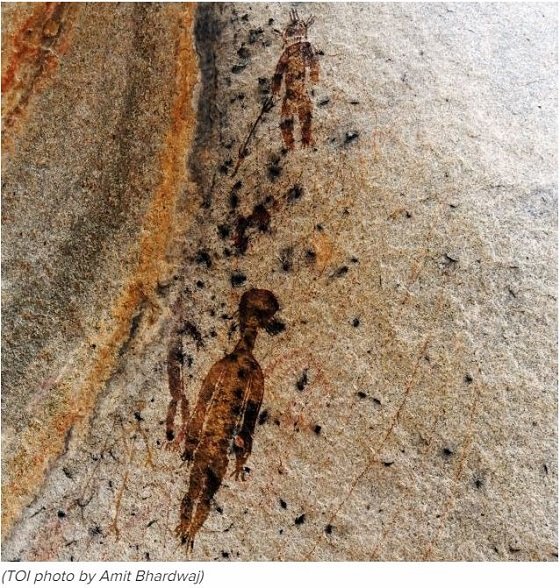 1万年前に描かれた「宇宙服を着たエイリアンとUFO」の洞窟画に衝撃展開！ NASAが本格調査の可能性＝インドの画像1