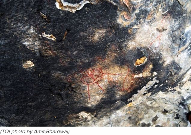 1万年前に描かれた「宇宙服を着たエイリアンとUFO」の洞窟画に衝撃展開！ NASAが本格調査の可能性＝インドの画像2