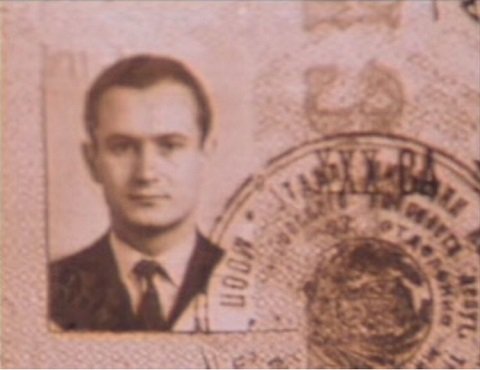 元KGBが暴露した超効果的な国民の洗脳方法がヤバい！ 善良な左翼は「使えるバカ」、一方アメリカの手法は…!?の画像2