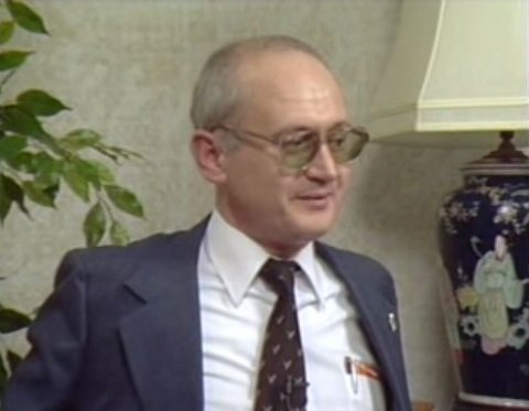 元KGBが暴露した超効果的な国民の洗脳方法がヤバい！ 善良な左翼は「使えるバカ」、一方アメリカの手法は…!?の画像4