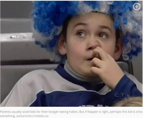 「自分の鼻くそを食べると健康になる」と発覚!? 鼻をほじる人々の方が健康で幸せなことも判明の画像3