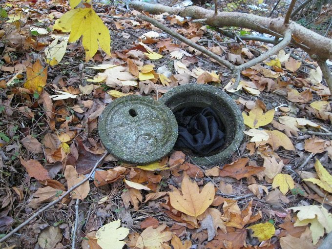 岐阜の異様すぎる廃墟「エロ本小屋」を徹底取材！ 切り刻まれた膨大なエロ本に秘められた恐怖エピソードとは？の画像15