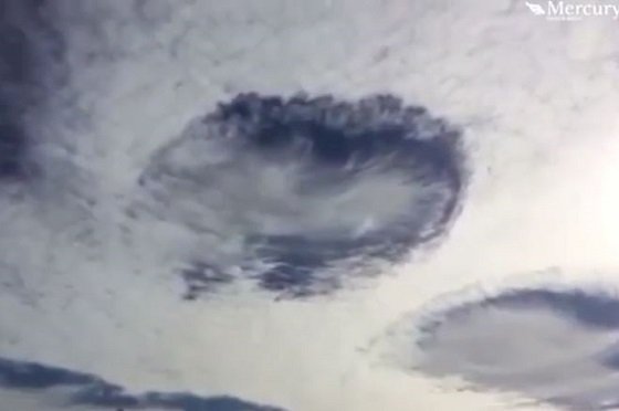 自然現象か、UFOか、HAARPか？ リアル『インデペンデンス・デイ』のような雲が激写される！の画像2