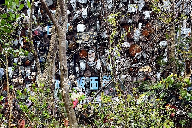 【栃木】無数の仮面で埋め尽くされた異形ハウス『仮面館』訪問記の画像4