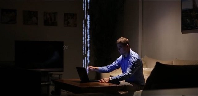 Wi-Fiの100倍速の爆速無線通信「Li-Fi」が超スゴい！ LED電球の光波がデータを転送、iPhoneに搭載も!?の画像1