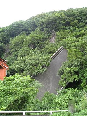 静岡県のレア廃墟へ潜入… 実は完成していた「未完成ループ橋」!の画像5