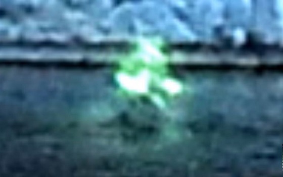 水の上を走る謎の宇宙人グリーンマンが激写される？＝テキサスの画像2