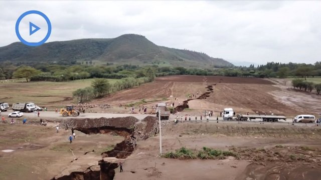 アフリカ大陸が2つに割れはじめていることが判明！巨大な地割れで地震も誘発…完全分裂はいつ？ の画像1