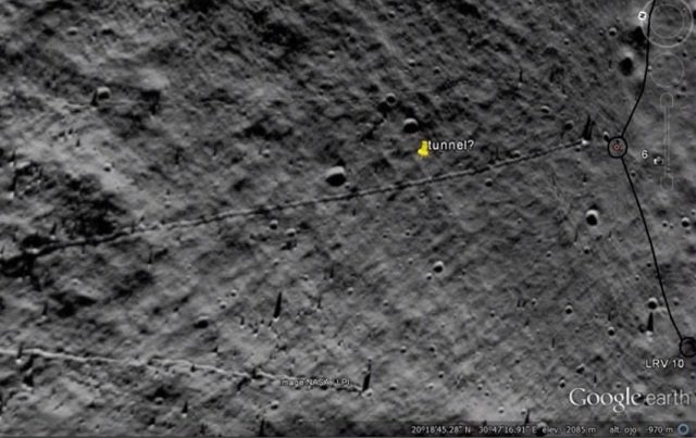 グーグルムーンで月面にトンネルとモノリスが発見される！ NASA隠蔽の証拠も… 「知的な存在が建設した」の画像2