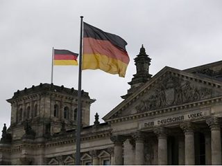 近親相姦が合法化される!? 4人の子どもを持つ兄妹に議論紛糾！＝ドイツ