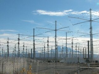 【HAARP】アラスカ大地震は「人工地震」だった!?  白根山やマヨン山…同時多発噴火も気象兵器の影響か？