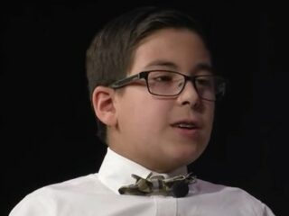 11歳の超天才少年がホーキング博士の“間違い”を証明すると宣戦布告「宇宙は無から誕生していない、何者かがいたはず」