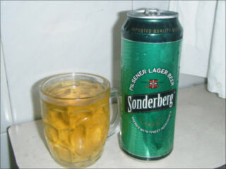 500ml缶のビールが130円？香港の激安ビールが謎すぎて怖い