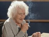 100歳超え老人たちが暴露した“ヤバい”長寿の秘訣27「1日30本タバコ」「コーラ」「豚足」「スポーツしない」