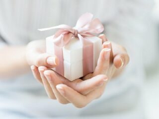 気になるアノ人の本性がわかる「ギフト占い」がヤバい当たる！ 両思いになるために、Love Me Doが本気指導！