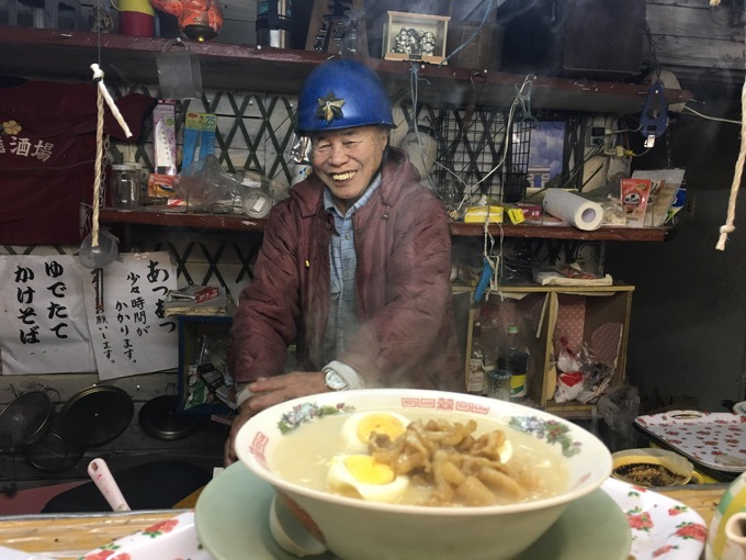 鹿児島の超強烈B級スポット「戦史館」に潜入！ 80超えのお爺ちゃんが案内、戦争グッズ、ガスマスク、軍刀謎、軍国酒場…の画像5