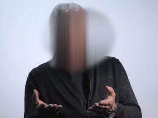 西暦3300年から来たタイムトラベラーが未来を激白「人類とAIは戦争する」「3日間で12体の敵を倒したが…」