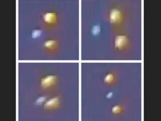 オーブか？UFOか？ “戯れるように”青空を漂う3つの不思議な光!!