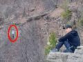 【心霊写真】遭難者の幽霊か、それとも？断崖絶壁にぶら下がる“首吊り死体”に戦慄