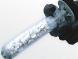 銃創を15秒で塞ぐ注射器が誕生!! 米軍が開発に参加した「XStat」のスゴさとは?