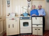 60年前の家電製品を使い続けた物持ちの良すぎる老夫婦がカッコよすぎる! 2人が断言「昔の方が質が良かった」=イギリス