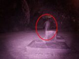 追いかけてくるゴースト!?  豪・心霊スポットで激写された白い人影が怖すぎる