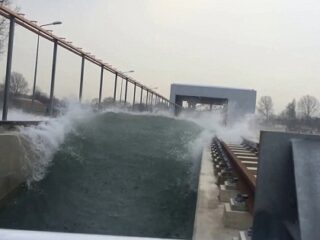 【津波・洪水】世界最大の“人工津波発生システム”が登場！ 最強の水害対策!!