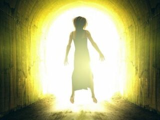 蘇生者の40％が「死後に意識があった」　体外離脱して医師らの会話内容を報告するケースも