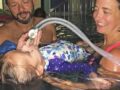 1日300回のてんかん発作に苦しむ4才幼女、亡くなる2日前の写真が泣ける…