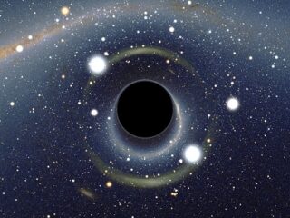 もしも人間がブラックホールに吸い込まれたら……こうなる？　衝撃最新宇宙物理学説！