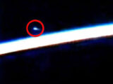 NASAの公式ライブ映像に「青白いUFO」が映り込む→不可解な中継停止! 各国メディアで大騒ぎに