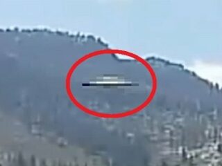 湖上空にメタリックな空飛ぶ円盤が超スピード＆鮮明に出現！ “完璧すぎるUFO”で識者驚愕「地球偵察だ」＝米