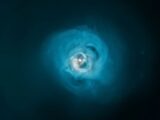 暴かれし 「ダークマター」の正体 ― 2億4,000万光年離れた宇宙の果てから届く謎のメッセージ!