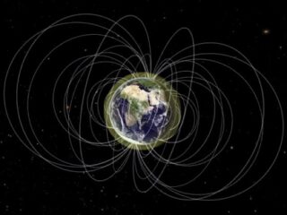 発見者「我々は何か大きなものの上に存在している」 ― 地球を覆う巨大なプラズマ・チューブ構造が証明される