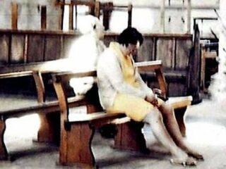 背筋がゾッと寒くなる!! 世界の怖すぎる心霊写真10選！