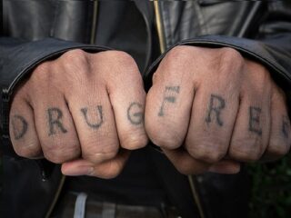 覚醒剤密輸の疑いで日本人逮捕　死刑・拷問、インドネシア警察の実態！