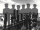 【鉄道怪談】日比谷線のホームに出現する「真っ黒い人影」とは? 駅名に“町”がつくホームの監視カメラに出没!