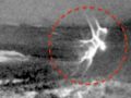 世界が認める「奇妙なUFO」がNZ火山付近に続々出現！ 見事な“人型浮遊体”から葉巻型まで…一体なぜ!?