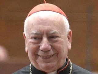 ローマ法王の従者宅で「キメセク乱交パーティ」開催が発覚、強制捜査へ！バチカンの乱れた性の実態に全世界戦慄！