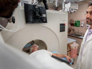 女性の脳は男性の脳より3.8歳も若いことが研究で判明！ 残酷だが、老いた男の脳は実年齢よりさらに老けていた！